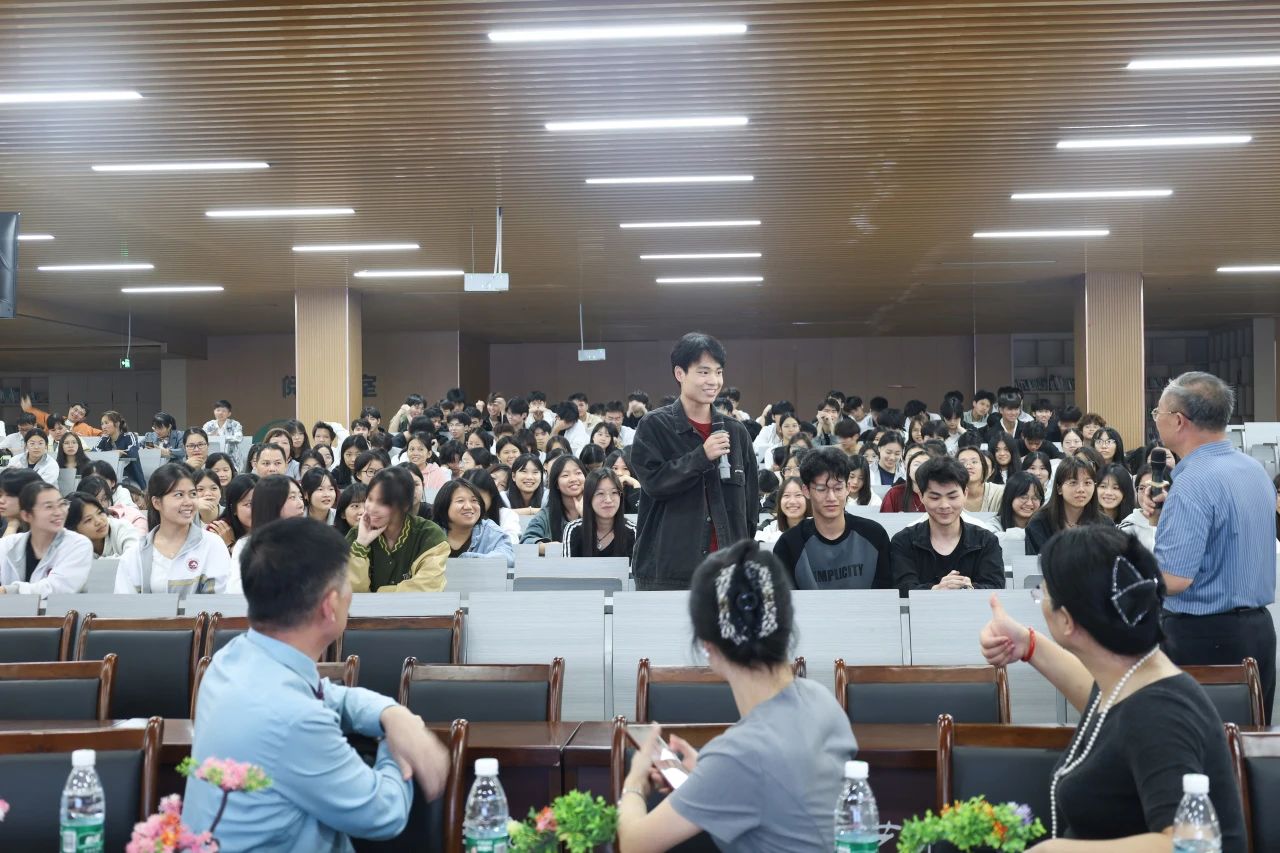 1739862521554245.jpg 1739862521554245.jpg